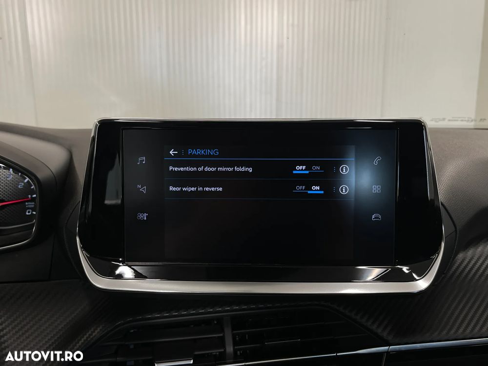 Peugeot 2008 1.2 PureTech BVM6 STT Active Pack - 17