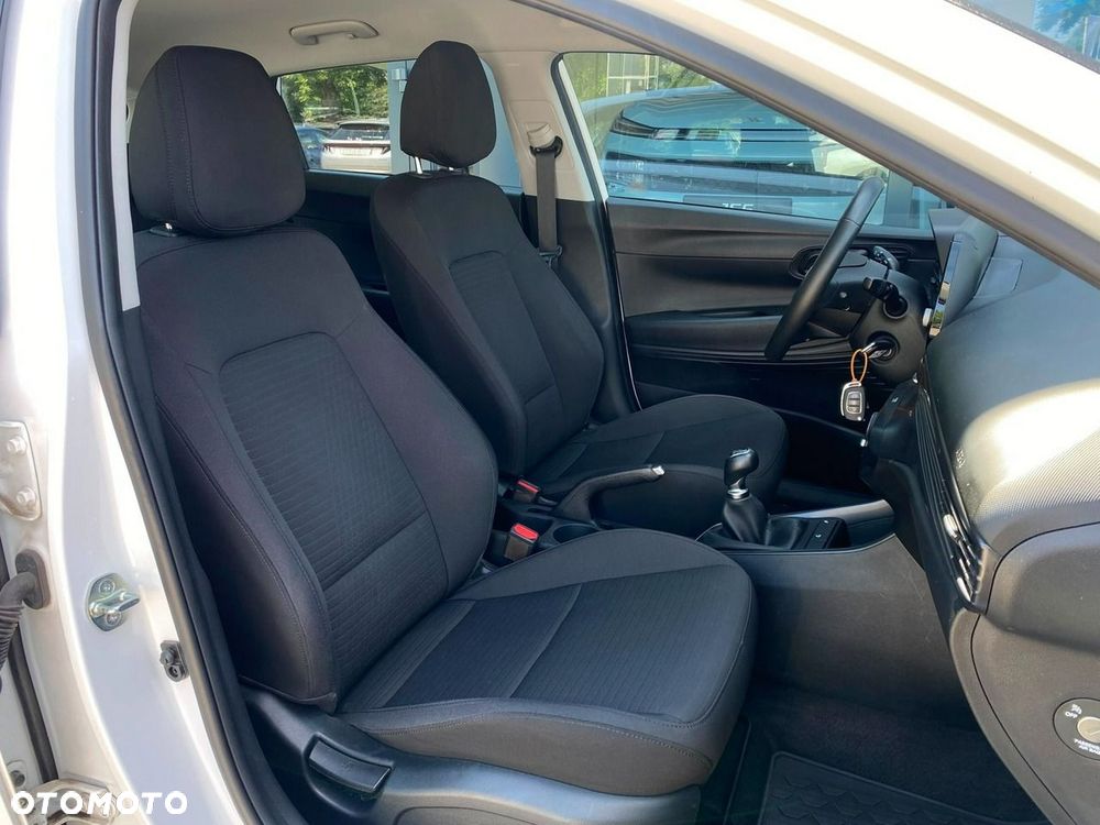 Hyundai i20 1.2 Modern - 32