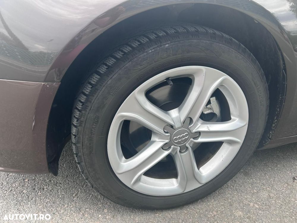 Audi A4 Avant 2.0 TDI - 8