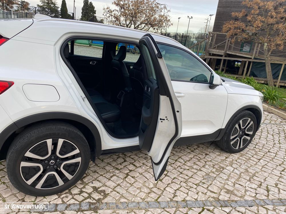 Volvo XC 40 1.5 T5 PHEV Momentum Plus - 14