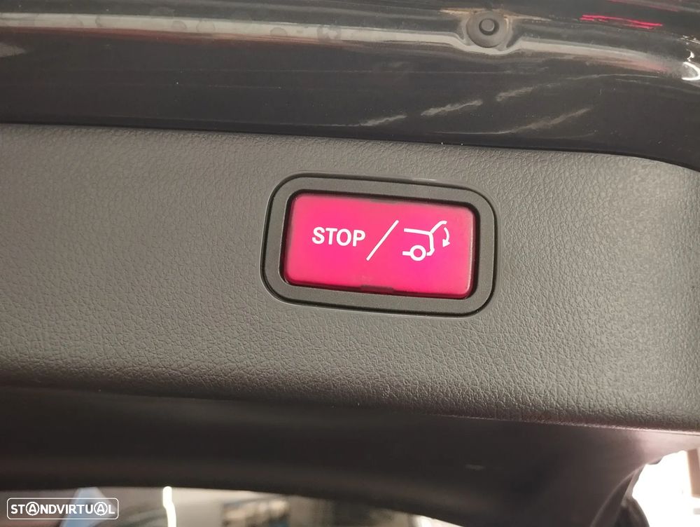 Mercedes-Benz C 300 d AMG Line - 14