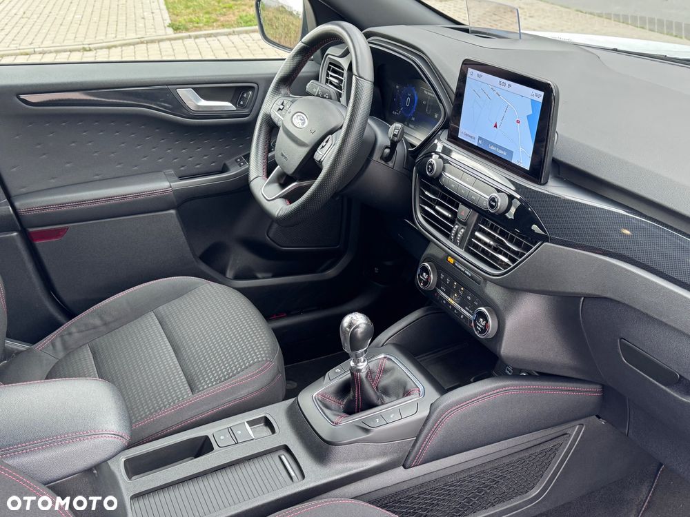 Ford Kuga 2.0 EcoBlue Hybrid ST-LINE - 36