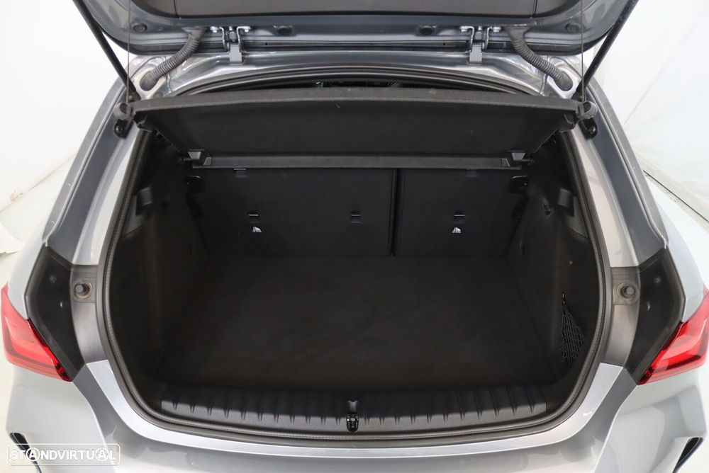 BMW 116 d Pack Desportivo M Auto - 39