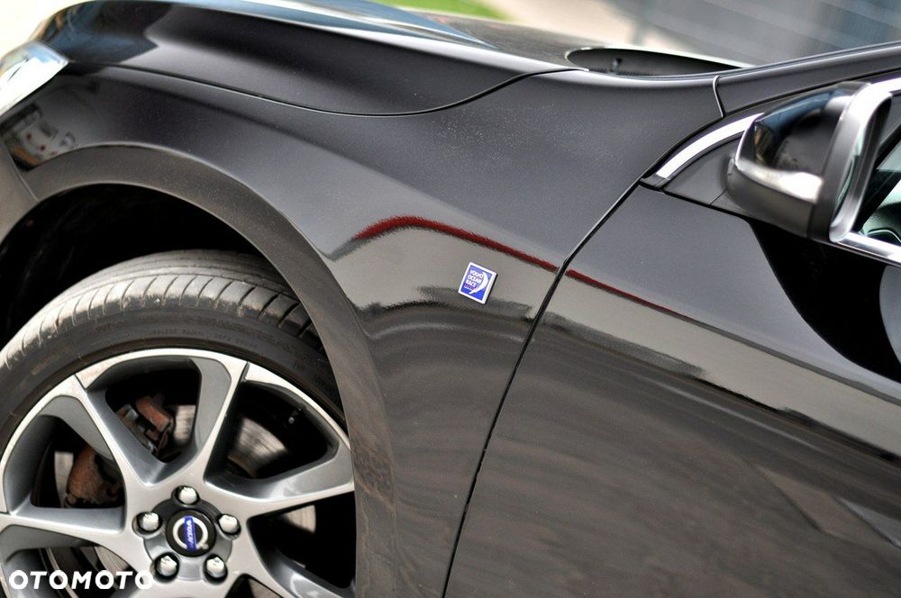 Volvo V60 D2 Ocean Race - 13