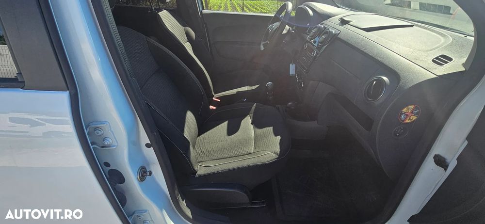 Dacia Lodgy 1.5 Blue dCi Laureate - 11