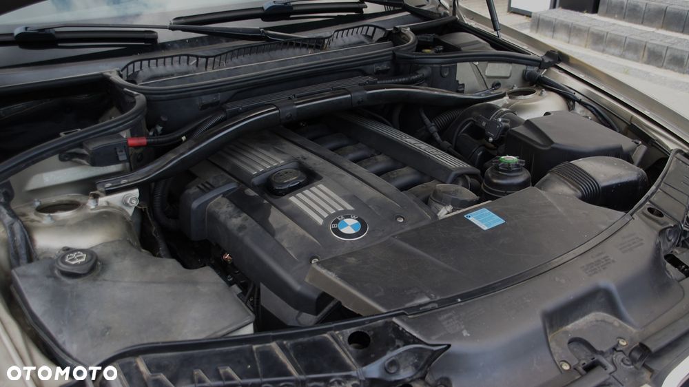BMW X3 2.5si - 21