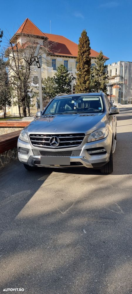 Mercedes-Benz ML - 24