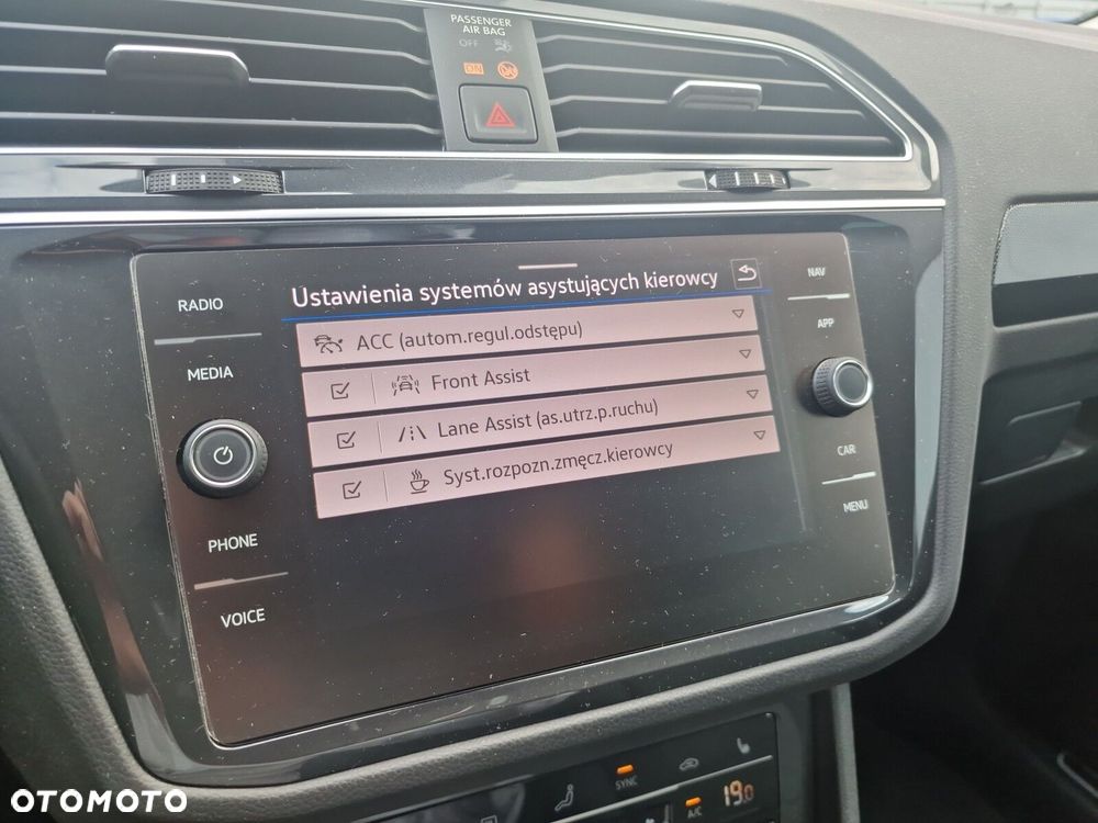 Volkswagen Tiguan 2.0 TSI 4Mot Elegance DSG - 26