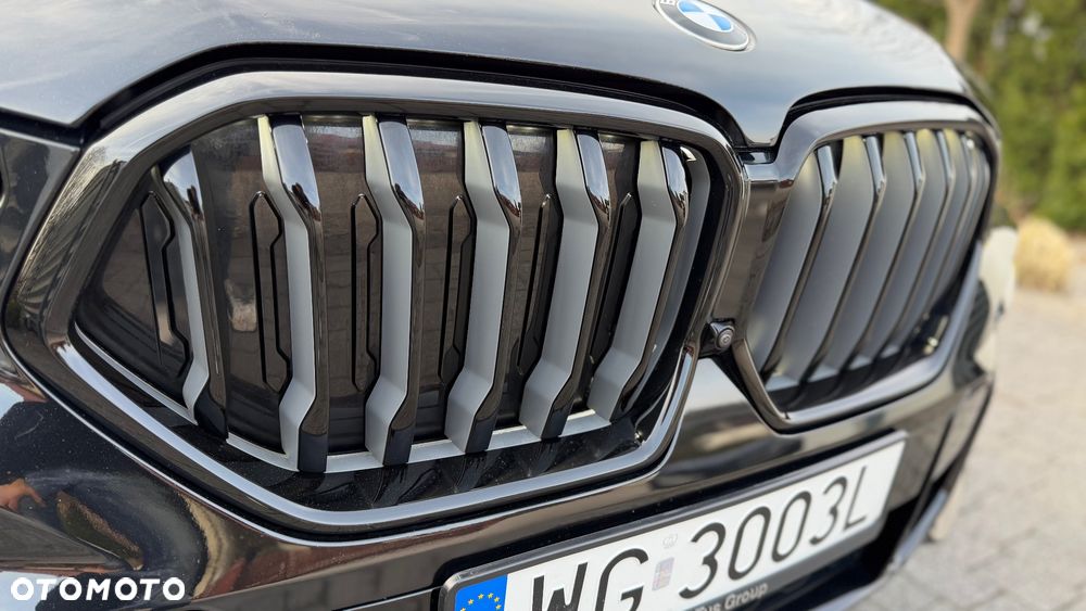 BMW X6 xDrive40d mHEV - 35