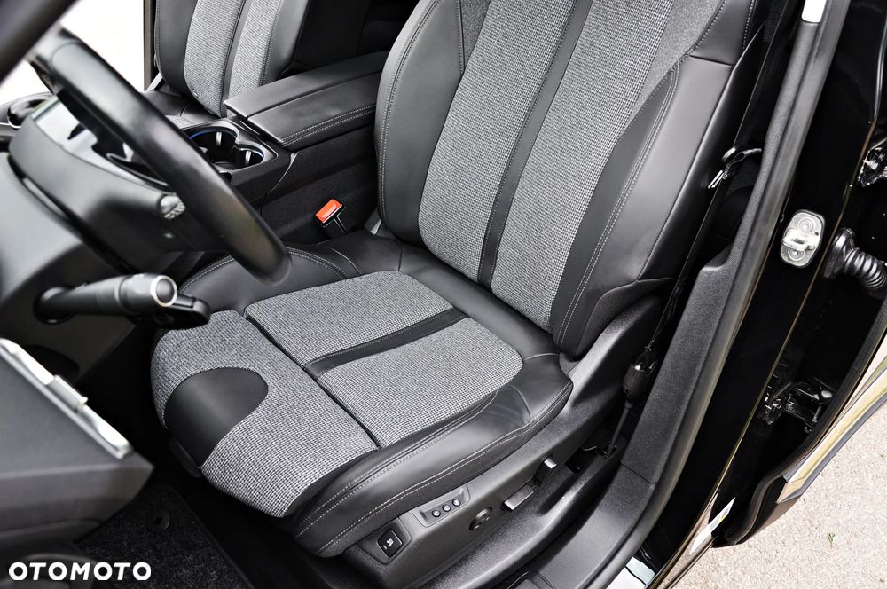 Peugeot 3008 2.0 HDi Allure - 21