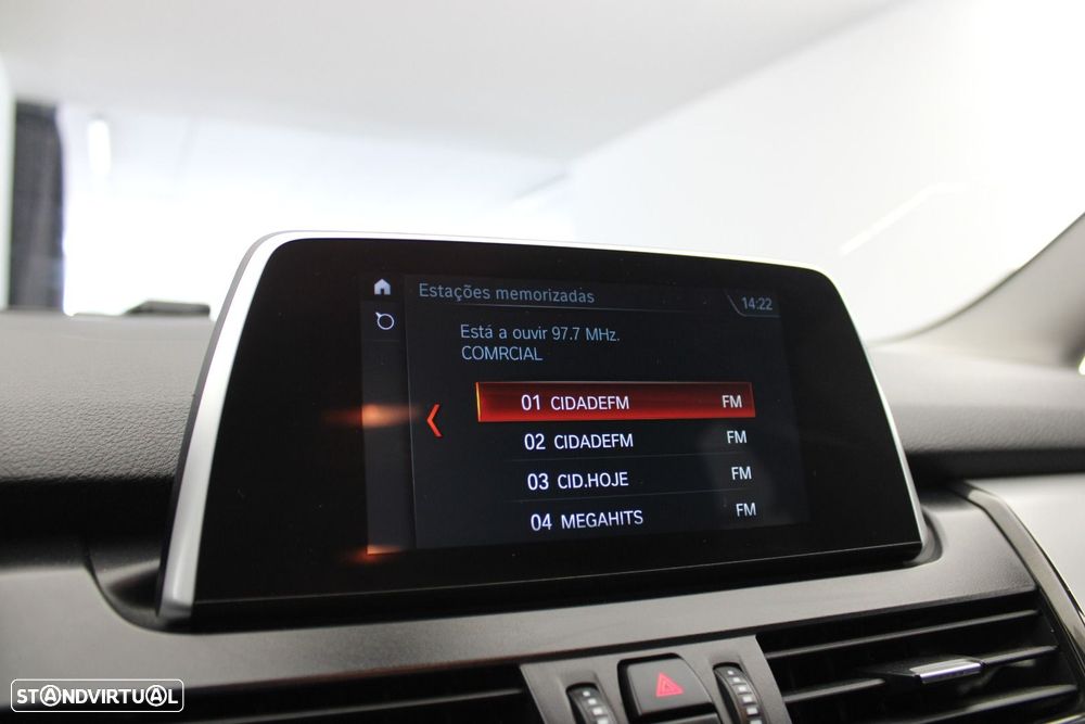 BMW 216 Gran Tourer d Auto - 18