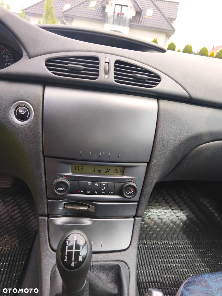 Renault Laguna 1.6 Emotion - 20