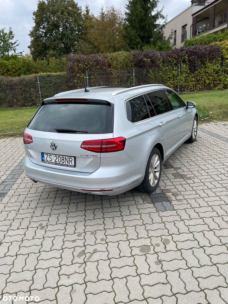 Volkswagen Passat Variant 2.0 TDI SCR DSG Highline - 19