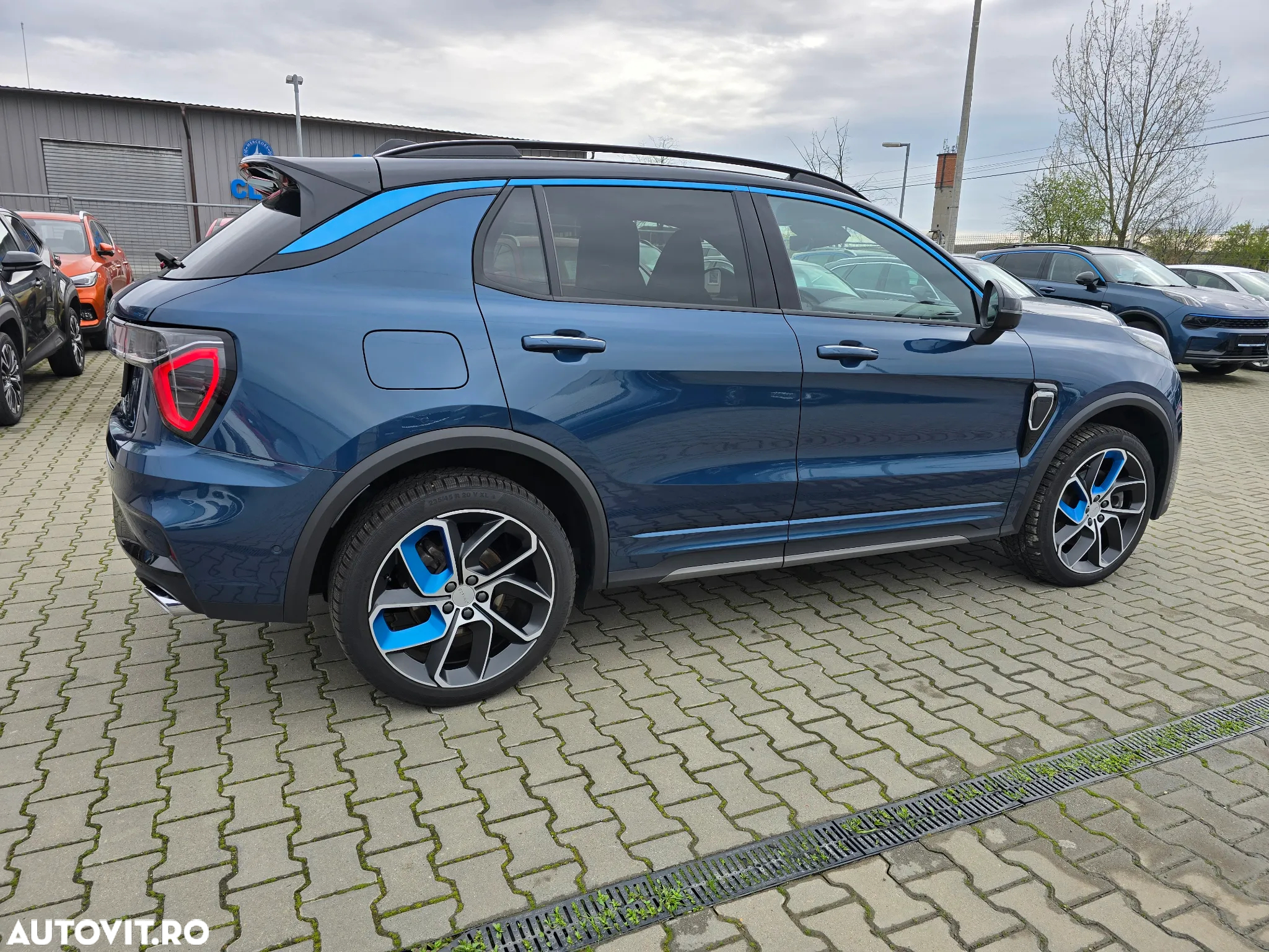 Lynk&Co 01 - 3