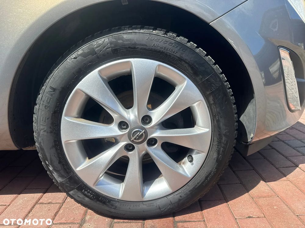 Opel Corsa 1.4 16V 150 Jahre - 28