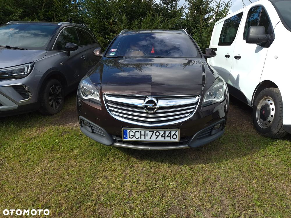 Opel Insignia 2.0 T Cosmo 4x4 S&S - 2