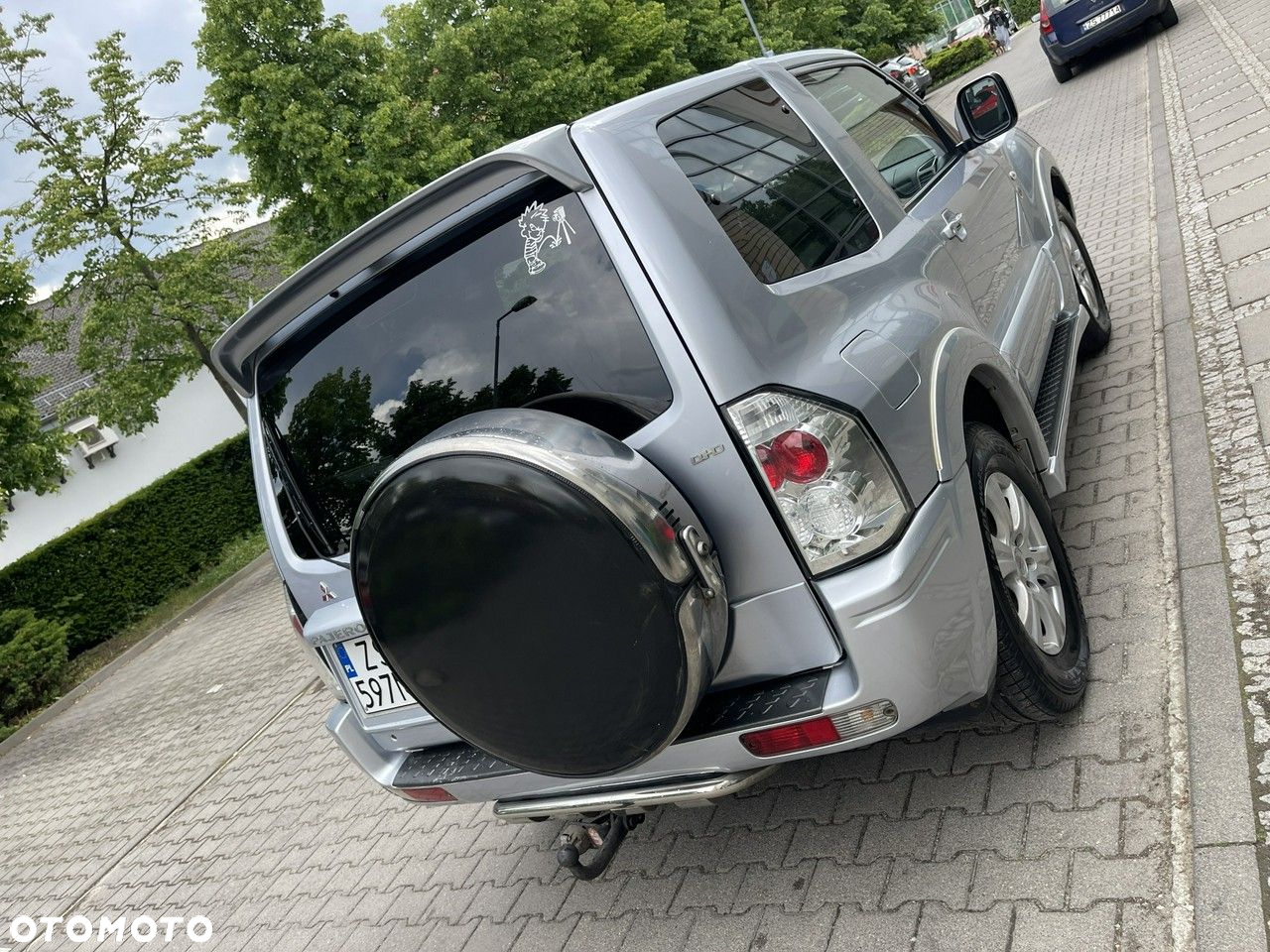 Mitsubishi Pajero - 10