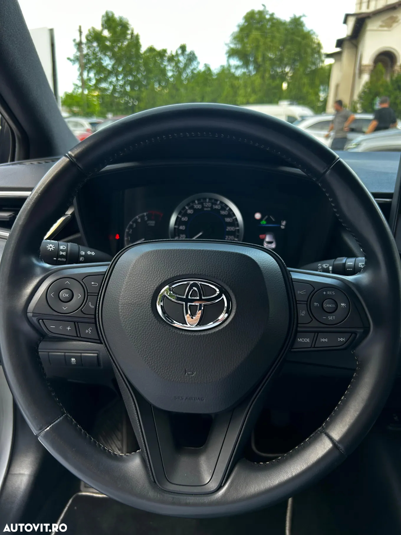 Toyota Corolla 1.8 HSD Business - 15