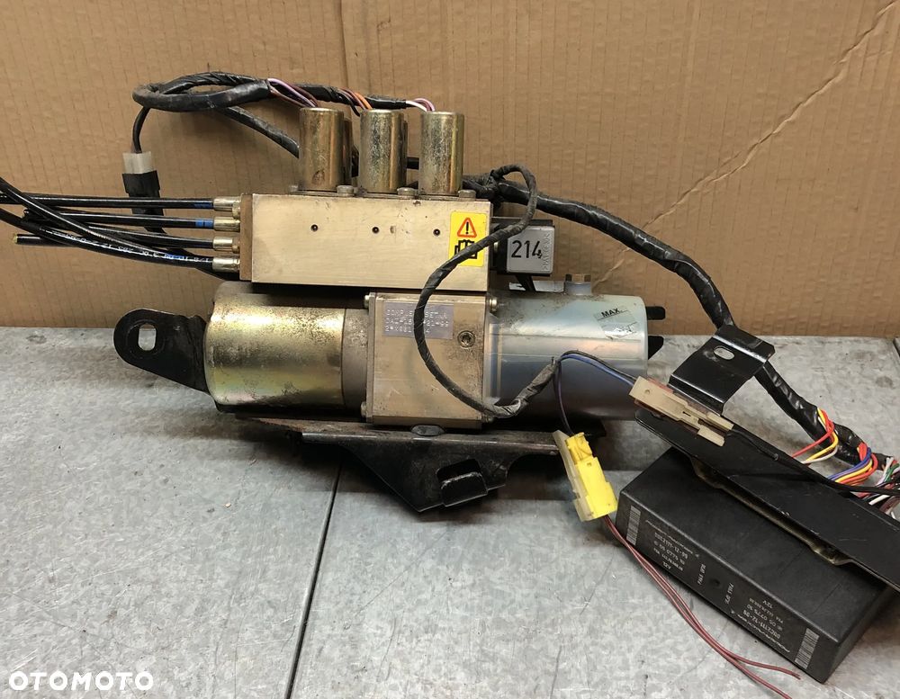 POMPA DACHU PEUGEOT 306 PININFARINA 1515-21-99 PLUS MODUŁ - 1