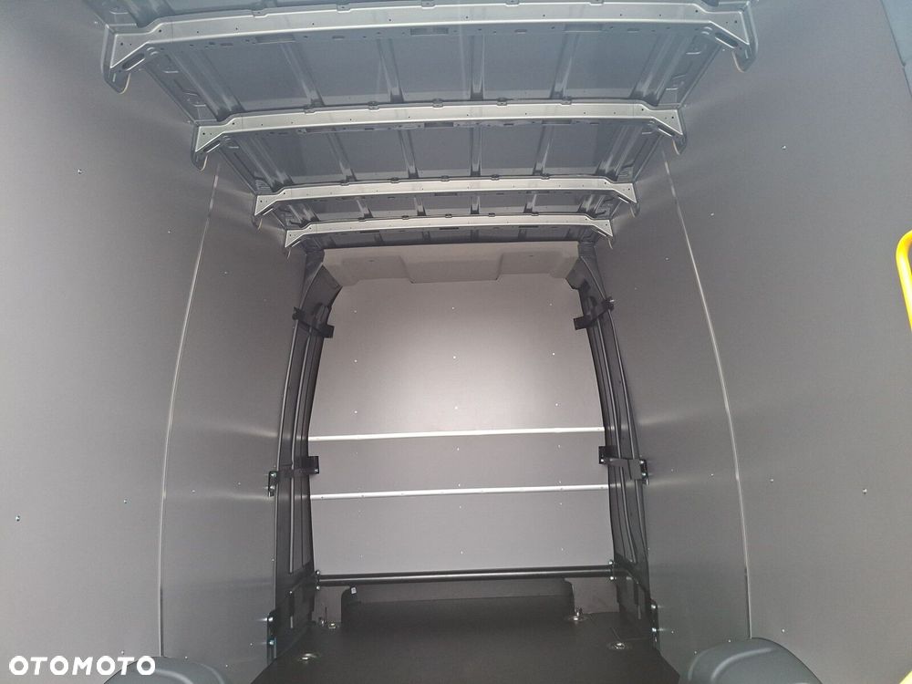 Volkswagen Crafter Brygadówka - 25