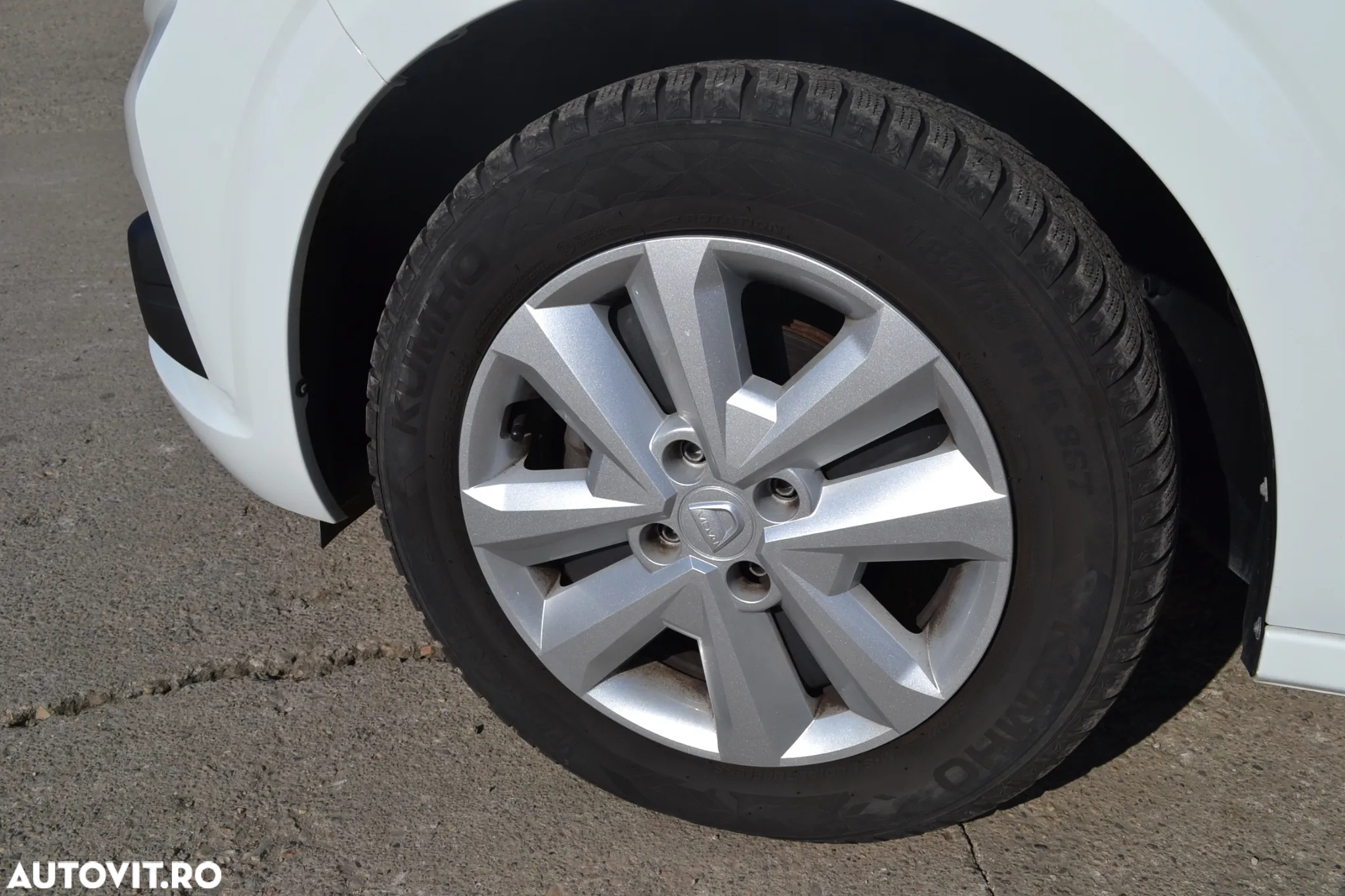 Dacia Sandero TCe 90 MT6 Comfort - 15