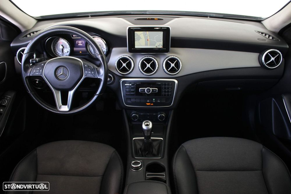 Mercedes-Benz GLA 180 CDi - 23