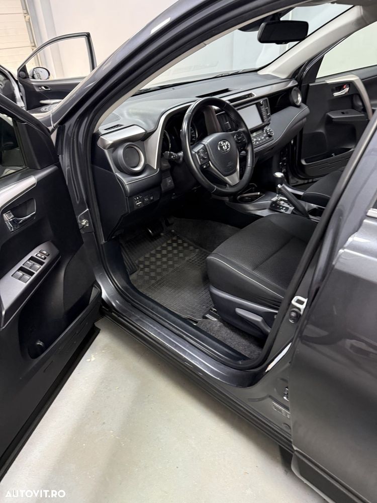 Toyota RAV4 2.5 VVT-i 4x4 Executive - 7