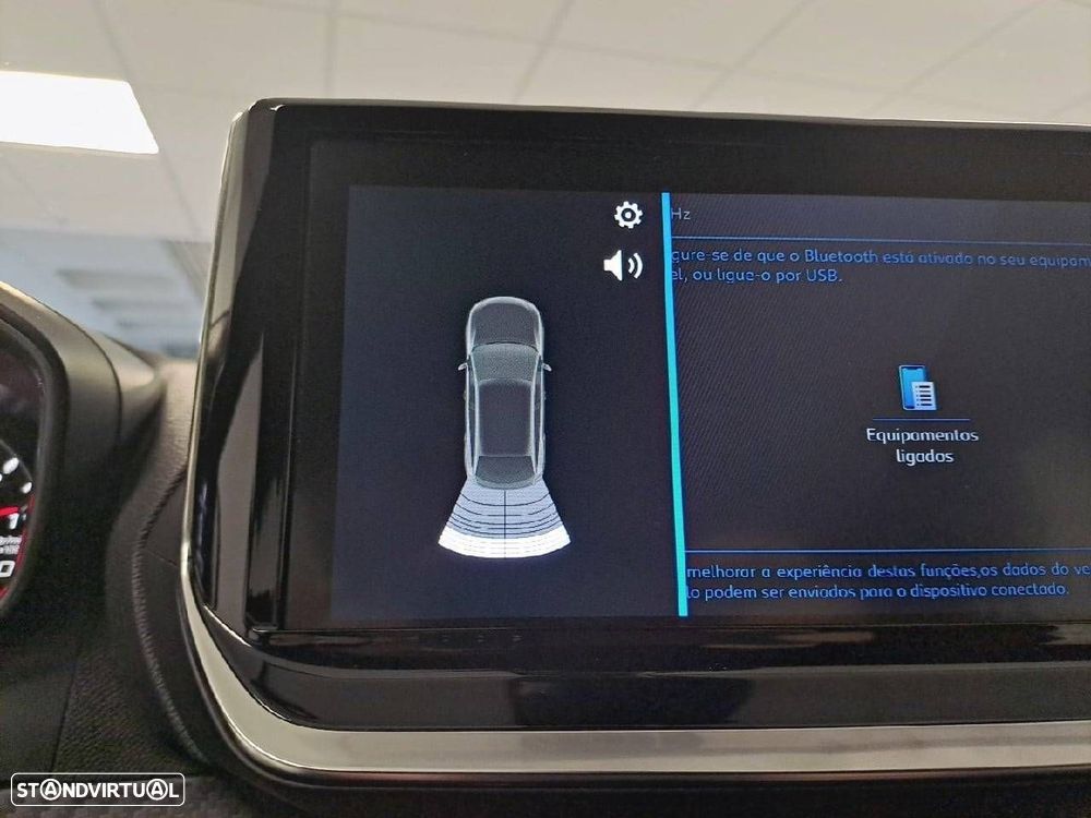 Peugeot 2008 1.2 PureTech Style - 24