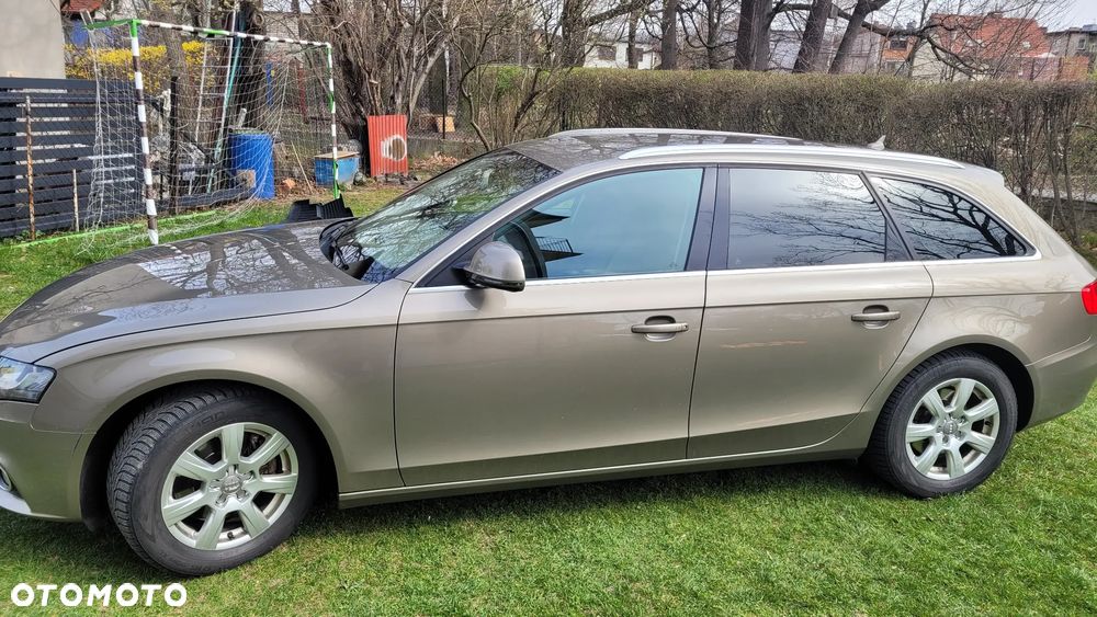 Audi A4 Avant 2.0 TDI - 4