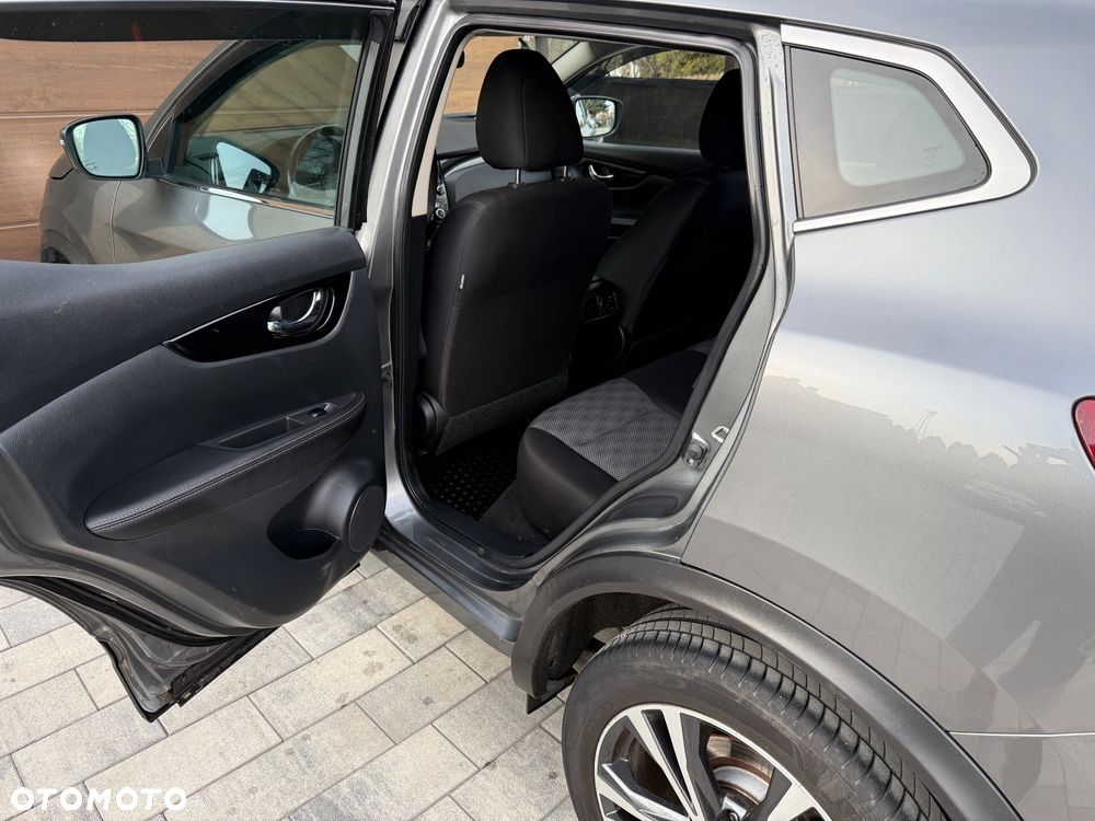Nissan Qashqai - 14
