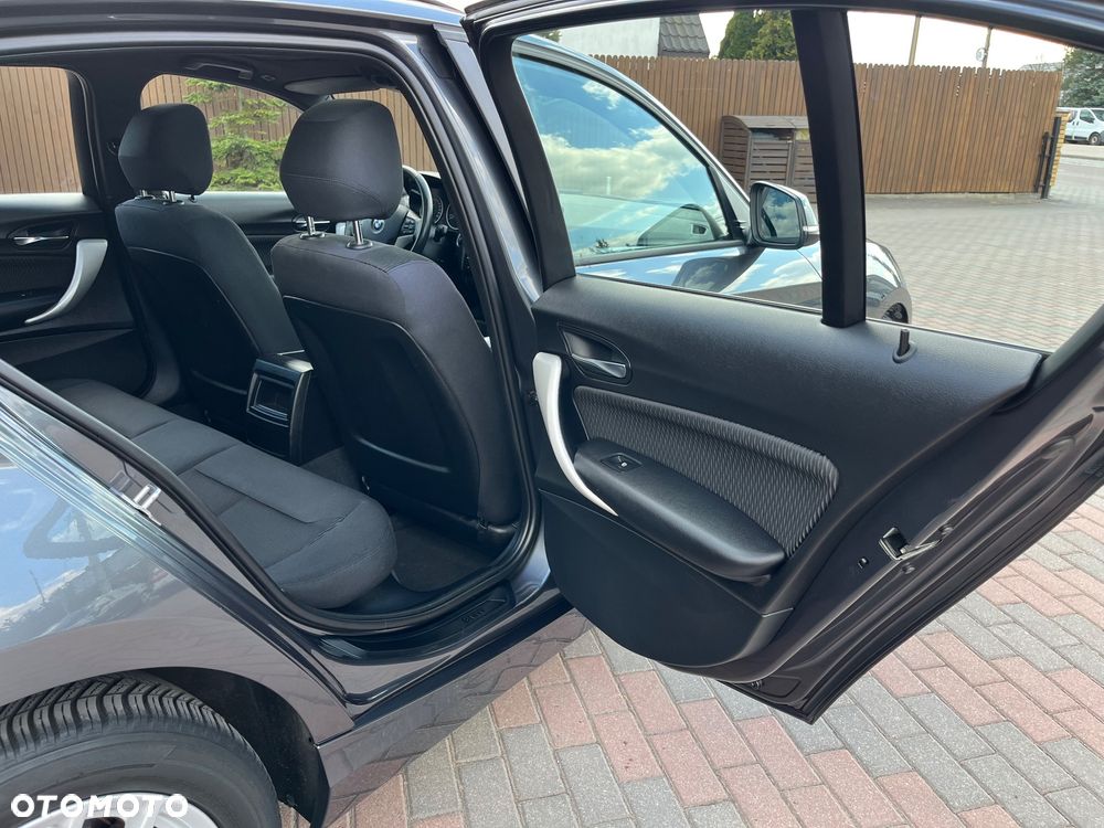 BMW Seria 1 116i Sport Line - 25