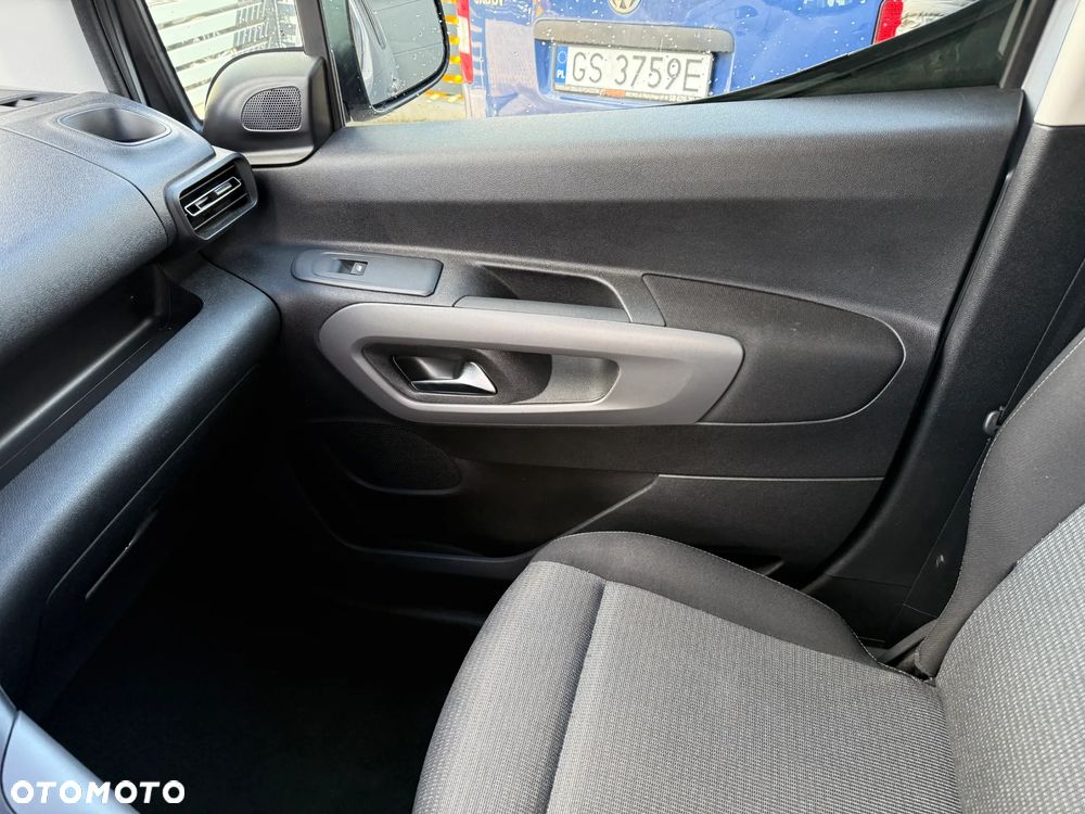 Toyota Proace City Verso 1.2 D-4T Family - 16