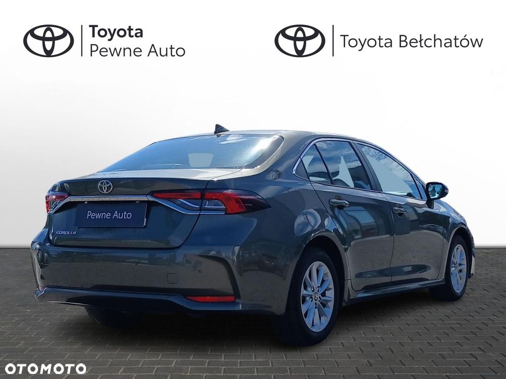 Toyota Corolla - 4