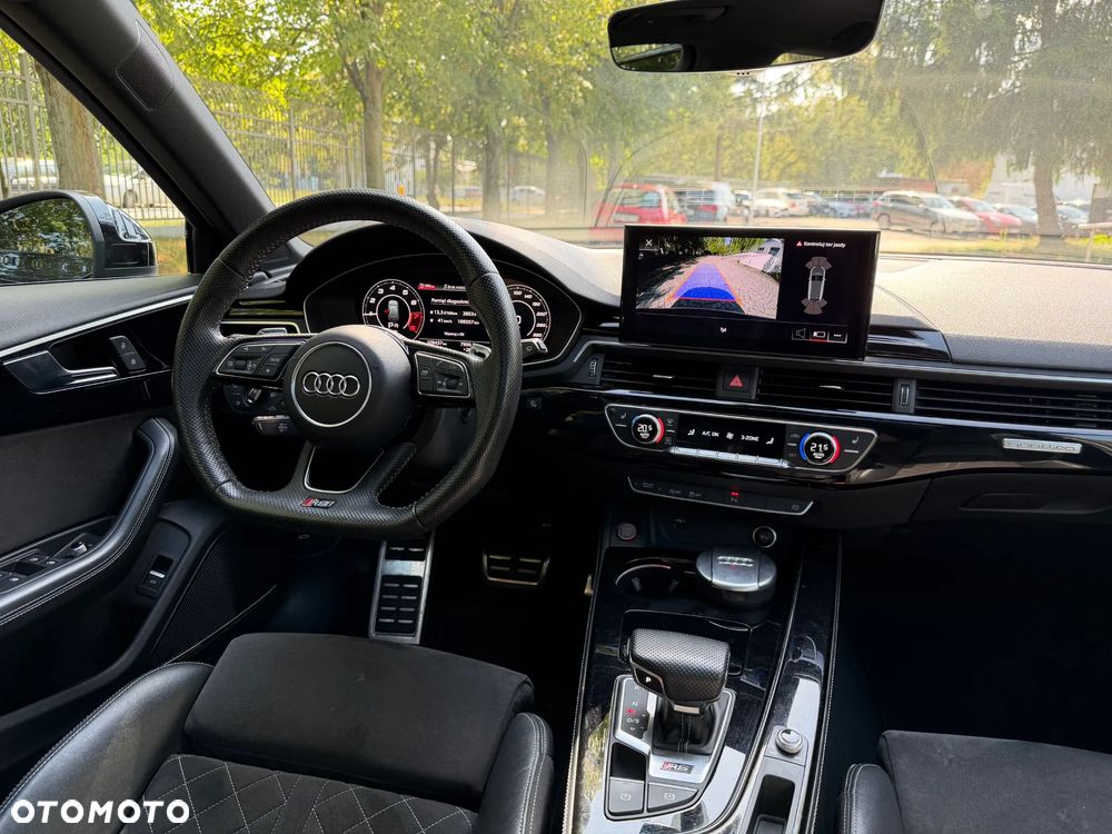 Audi RS4 Avant Quattro Tiptronic - 11