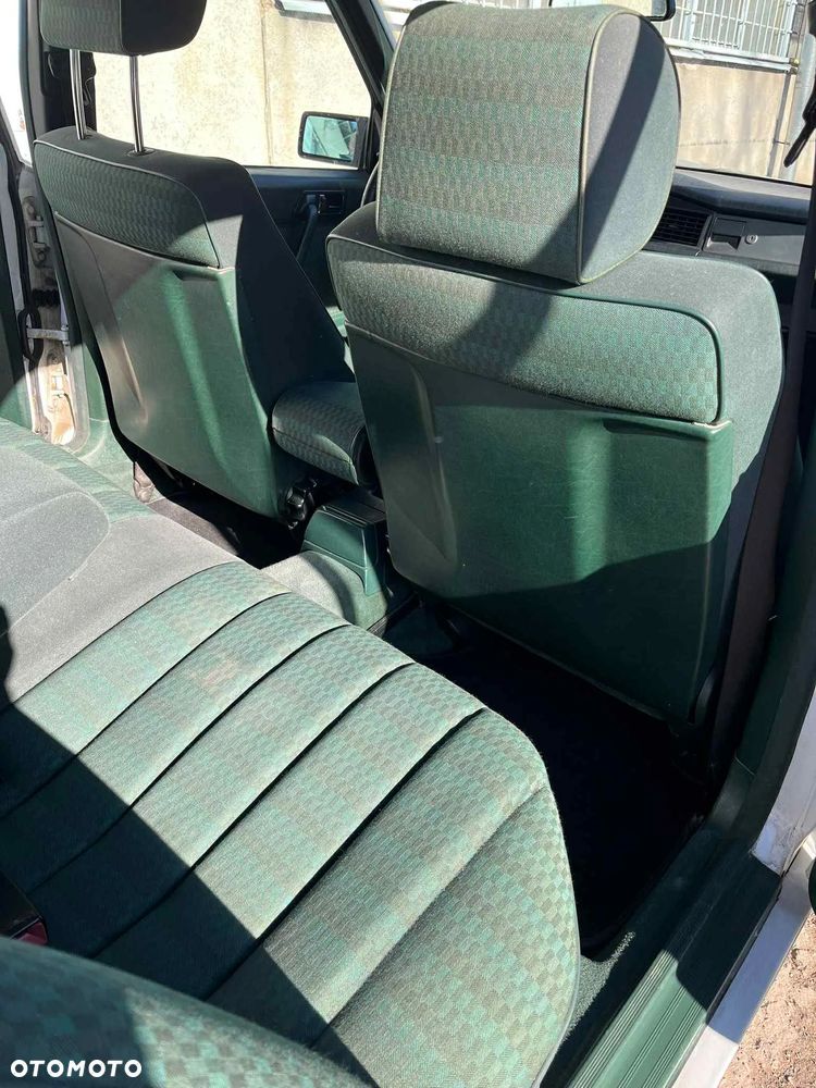 Mercedes-Benz W201 (190) - 17