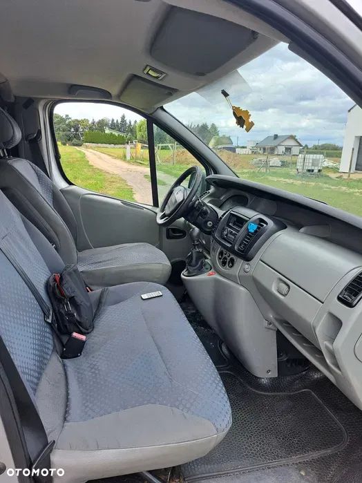 Renault Trafic ver-l1h1-passenger-lux - 8