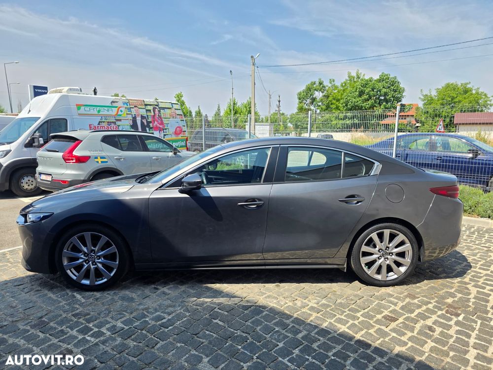 Mazda 3 G122 MHEV Plus - 4