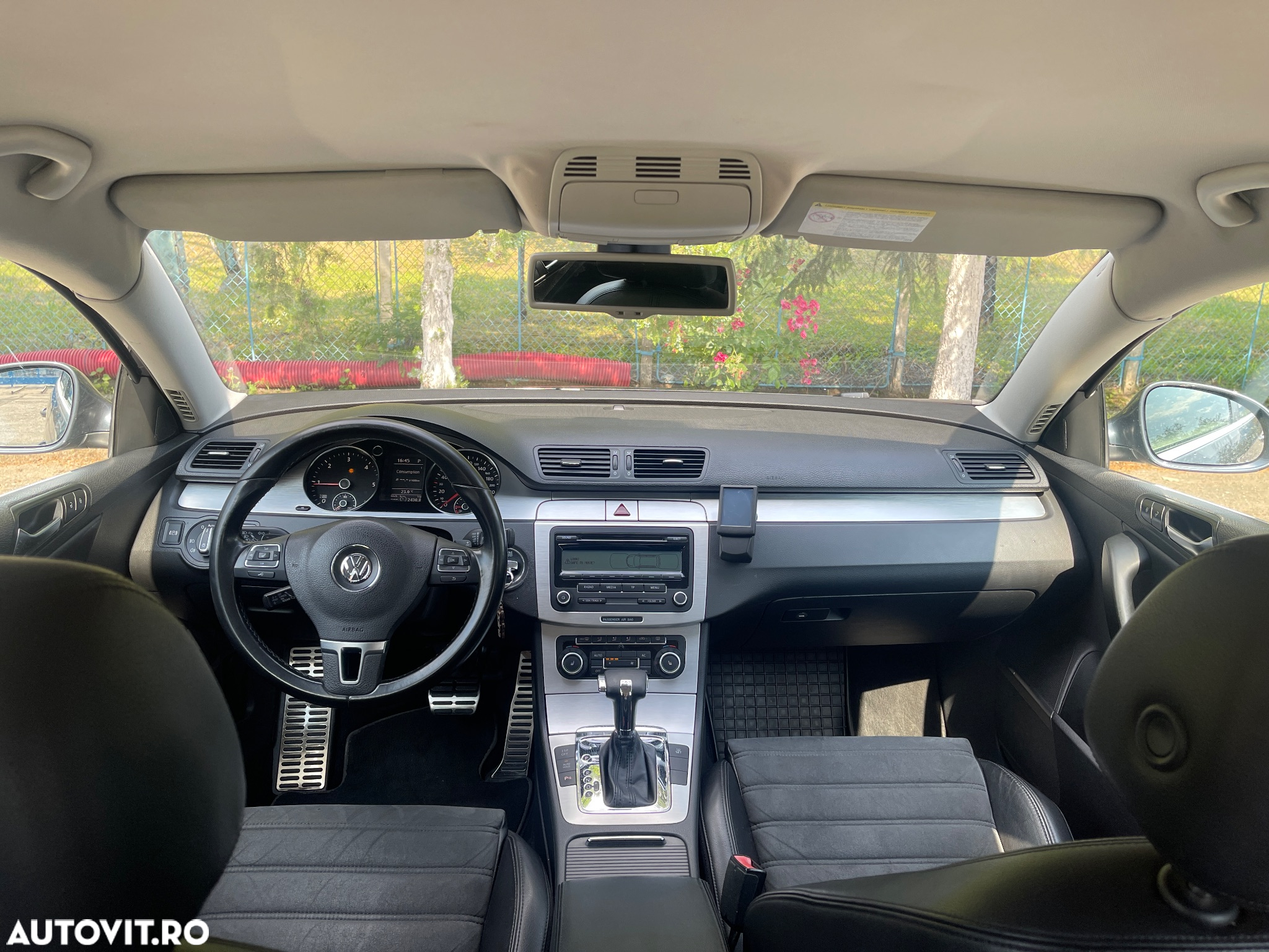 Volkswagen Passat Variant 2.0 TDI DPF DSG Highline - 10