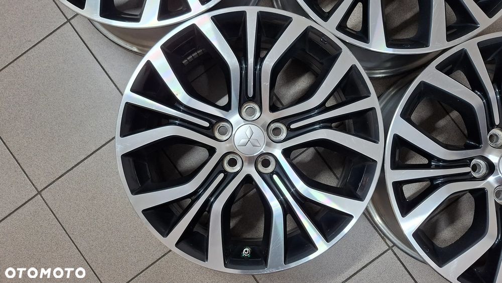 Felgi Aluminiowe 18 Mitsubishi Outlander III 5x114.3 ET 38 - 2