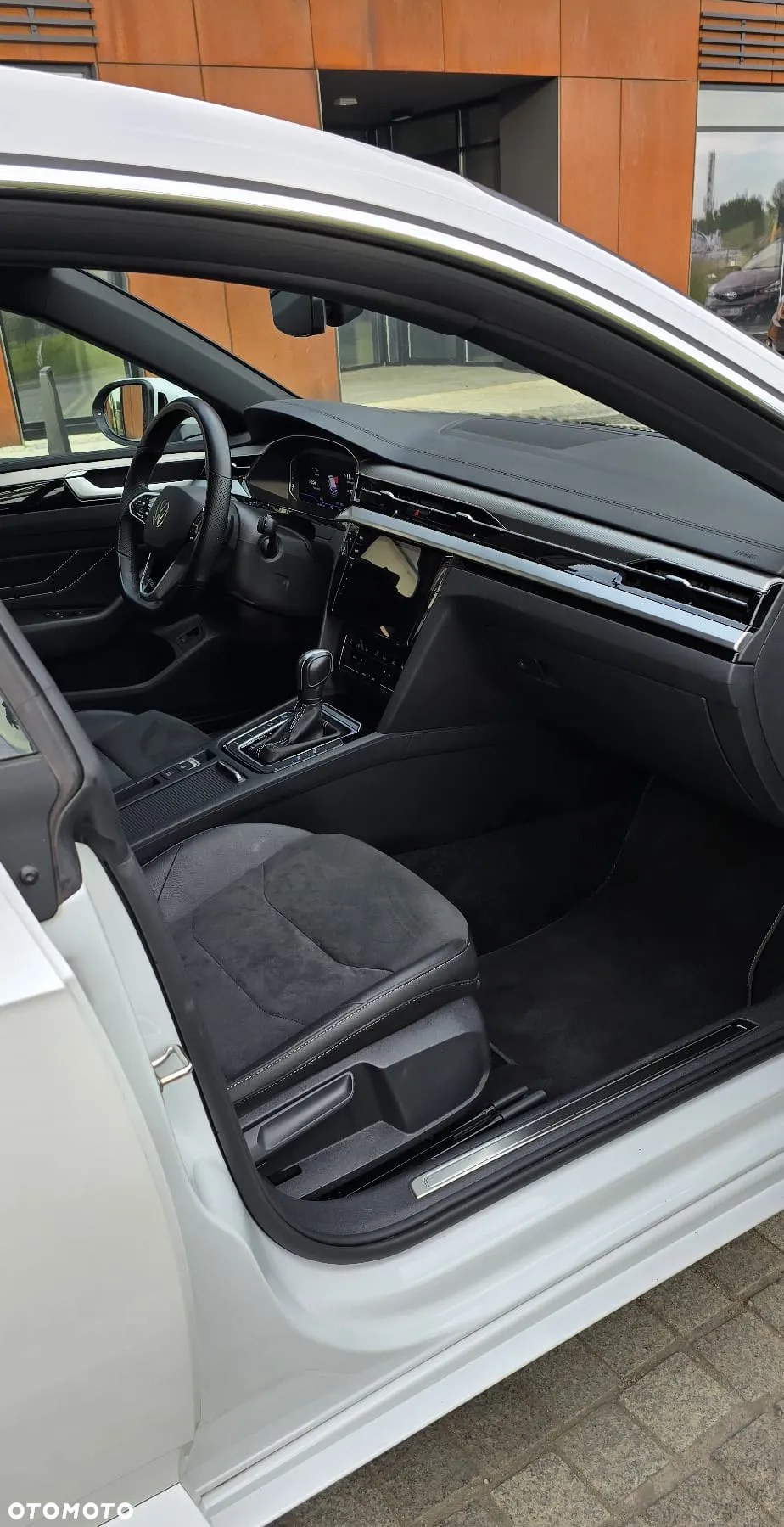 Volkswagen Arteon Shooting Brake 2.0 TDI SCR DSG Elegance - 12