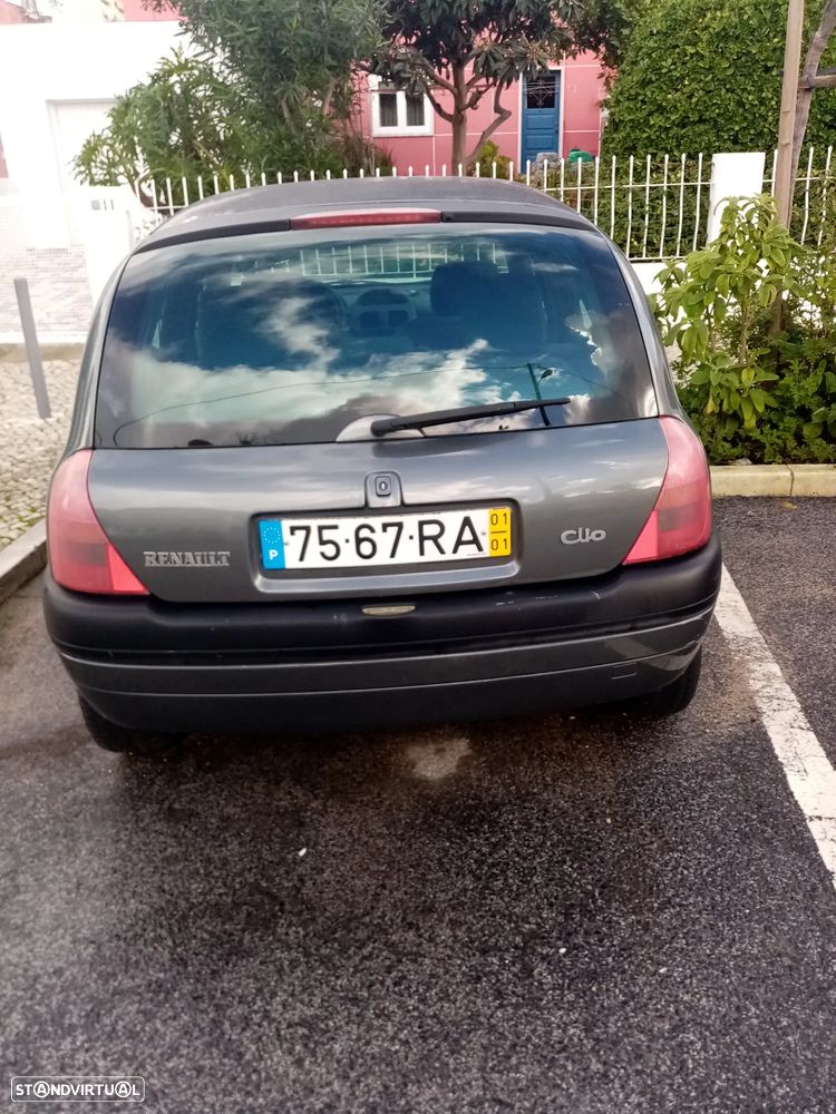 Renault Clio 1.2 RN - 6