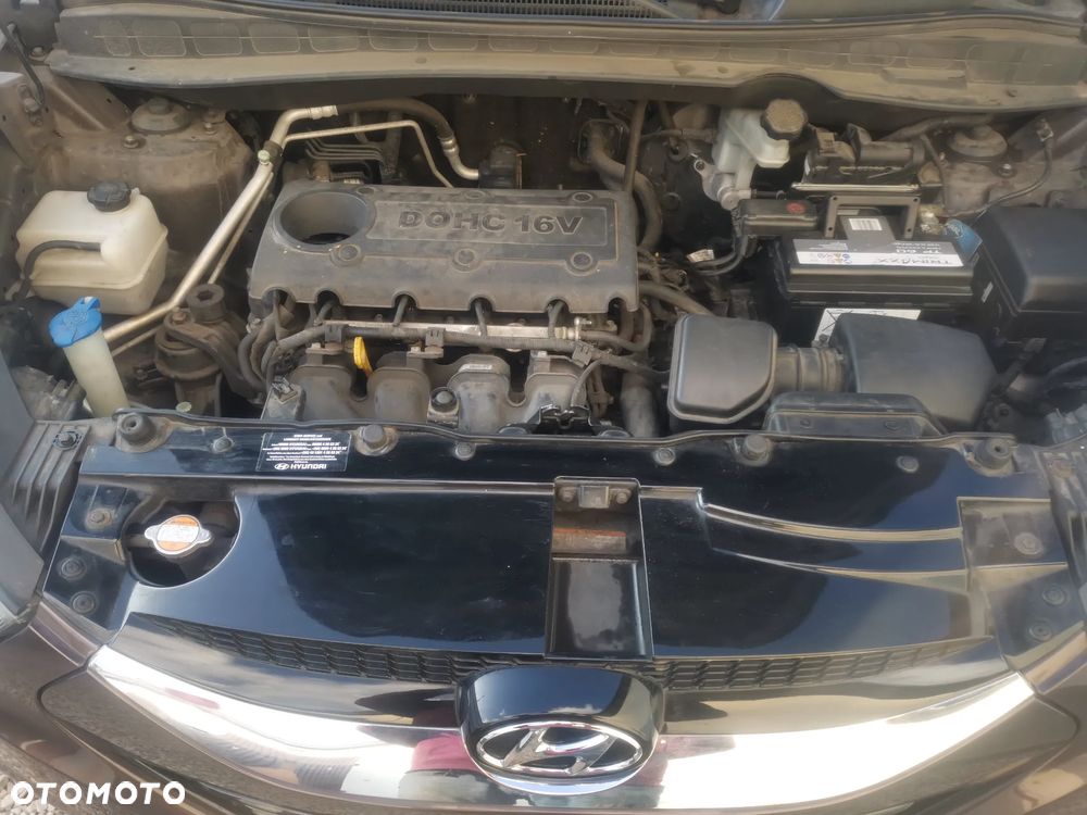 Hyundai ix35 2.0 2WD Style - 17