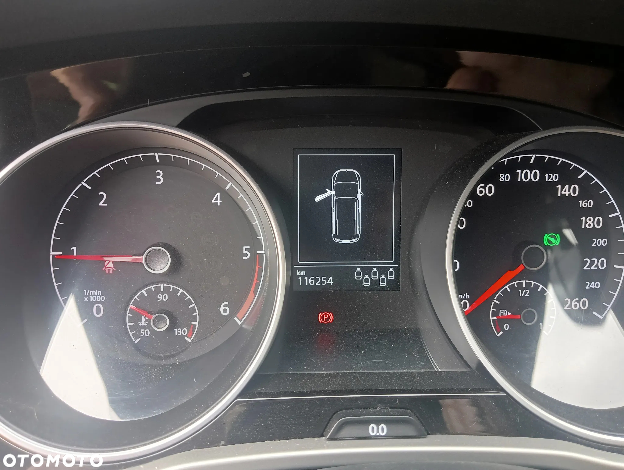 Volkswagen Touran 1.6 TDI SCR DSG Join - 14