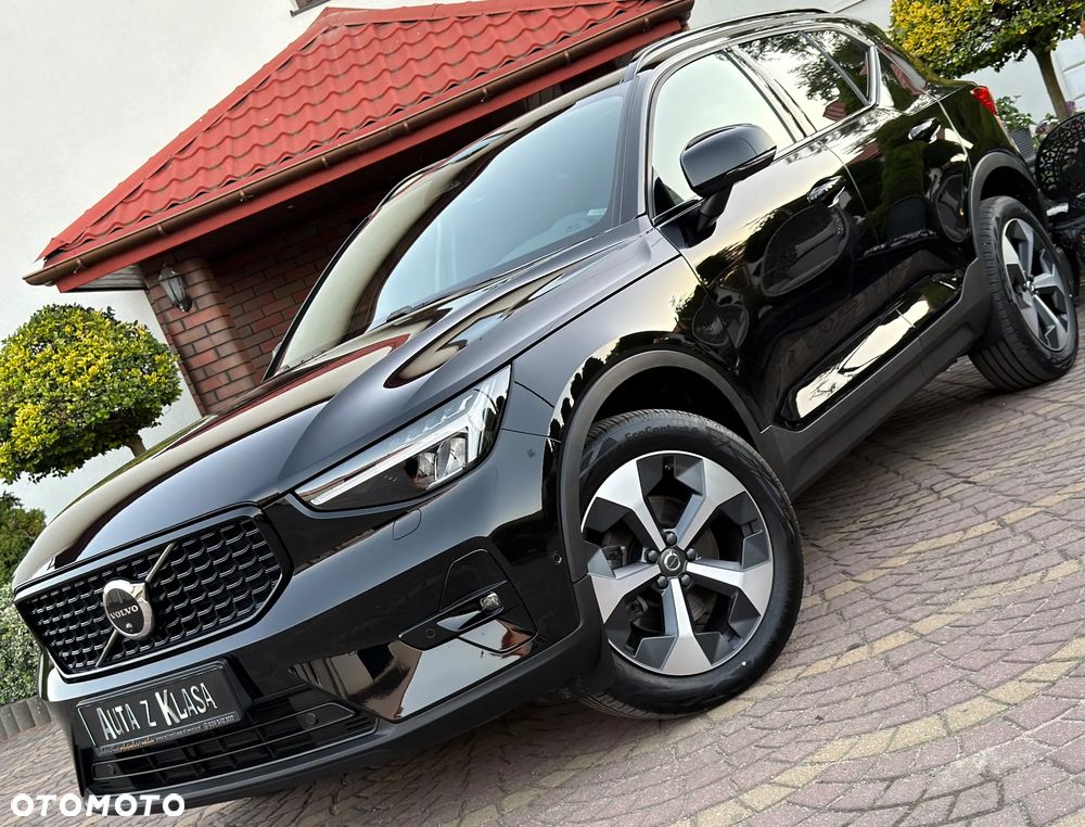 Volvo XC 40 B4 B AWD DKG Plus Dark - 4