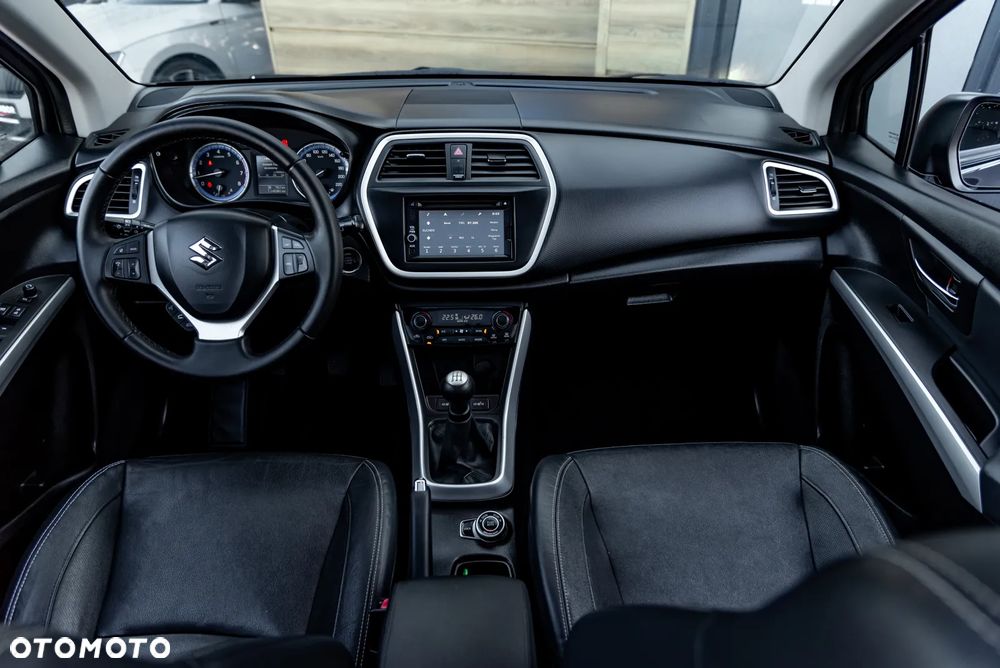 Suzuki SX4 S-Cross 1.6 VVT 4x4 Comfort+ - 28