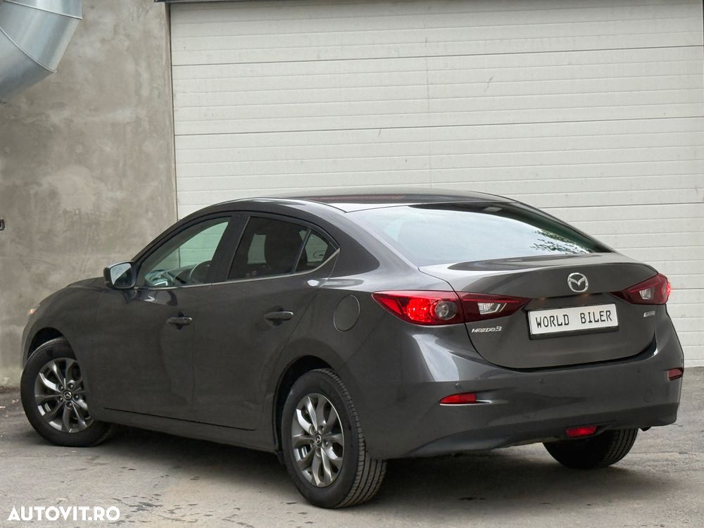 Mazda 3 - 3