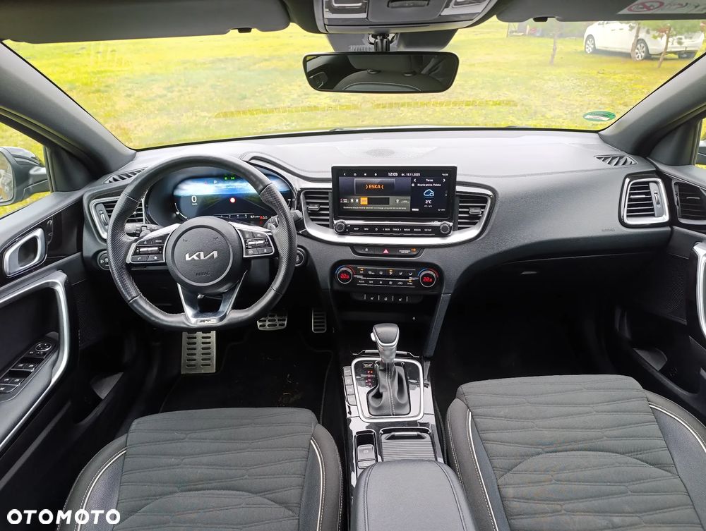 Kia Ceed 1.5 T-GDI DCT7 OPF GT Line - 32