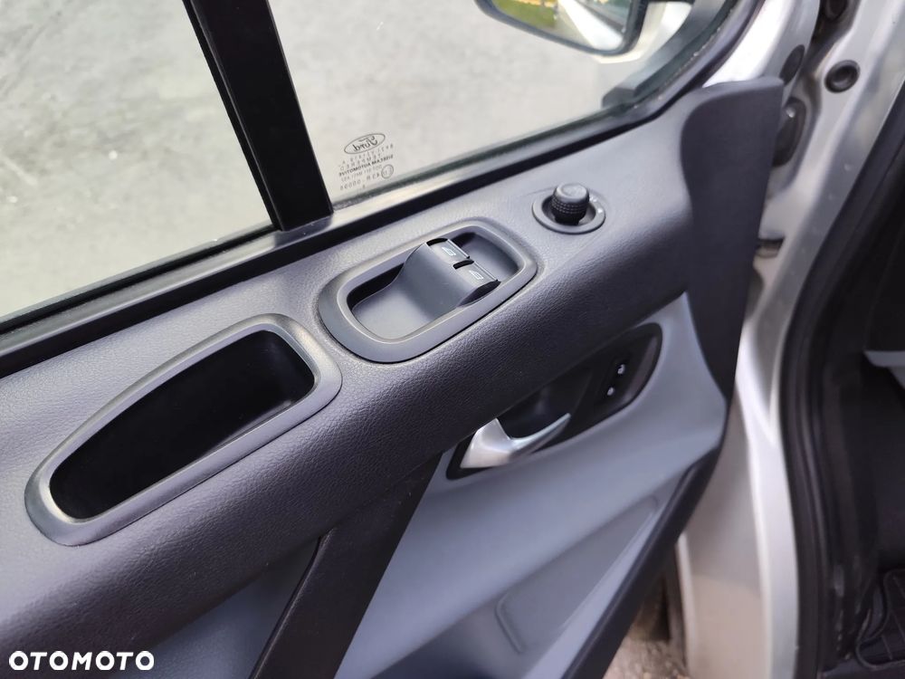 Ford Transit Custom - 19