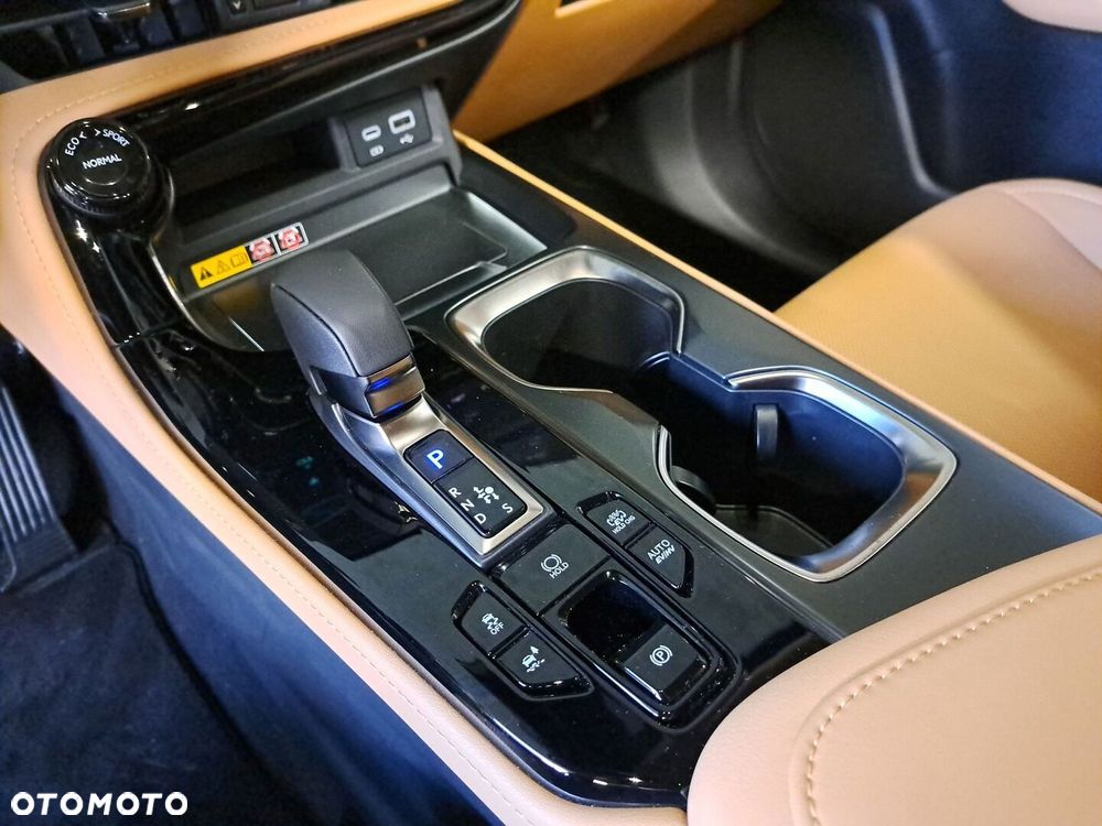 Lexus NX 450h+ Prestige AWD - 27