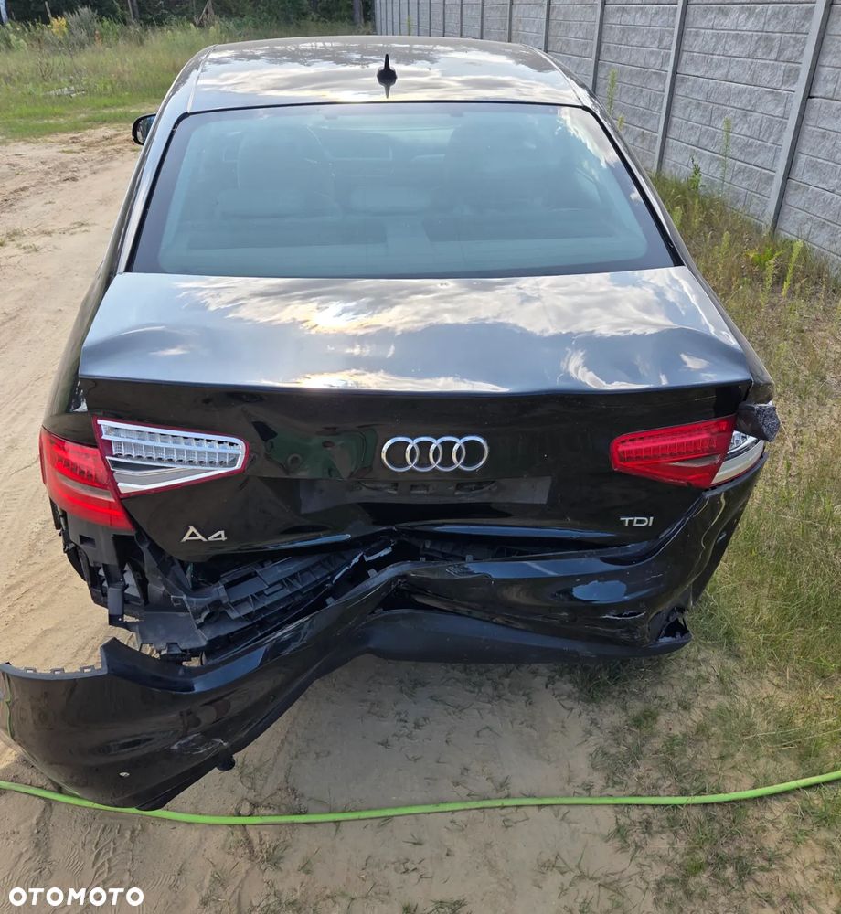 Audi A4 ver-2-0-tdi-dpf-multitronic-attraction - 4